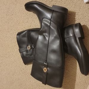 Tommy Hilfiger Black Boots,Excellent Condition Never Used Size 7 M WC